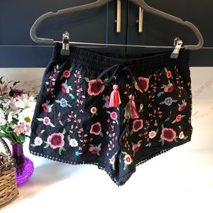 ZARA embroidery shorts